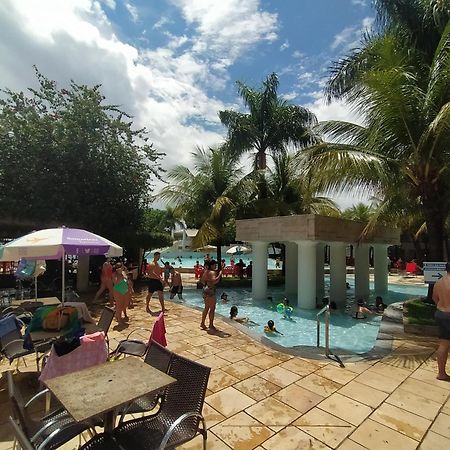 Lacqua Diroma, Mais Parque Acquatico Com Piscina De Ondas Caldas Novas Ngoại thất bức ảnh