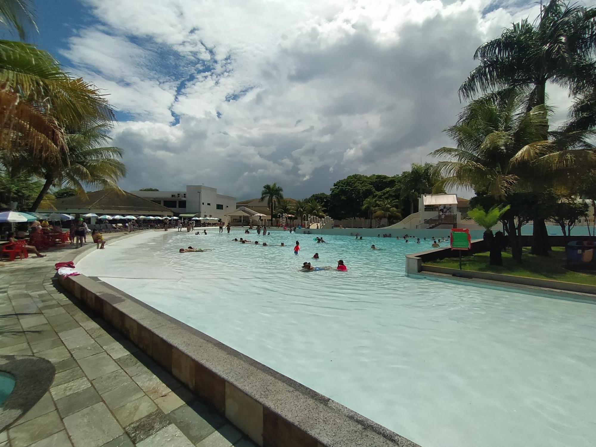 Lacqua Diroma, Mais Parque Acquatico Com Piscina De Ondas Caldas Novas Ngoại thất bức ảnh