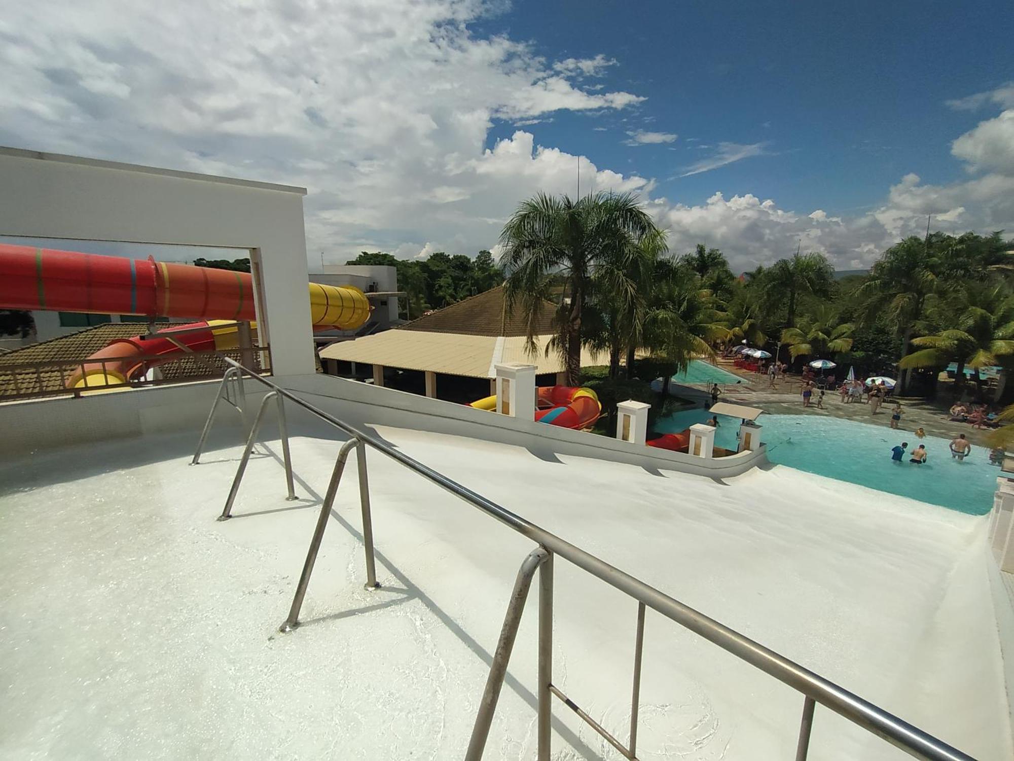 Lacqua Diroma, Mais Parque Acquatico Com Piscina De Ondas Caldas Novas Ngoại thất bức ảnh