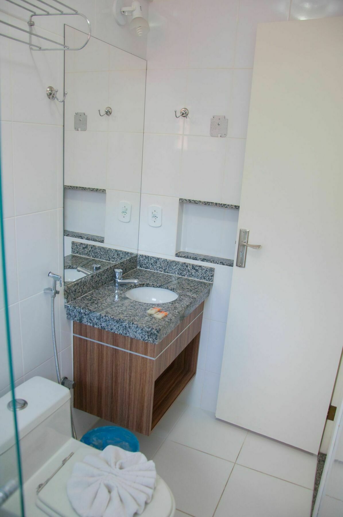 Lacqua Diroma, Mais Parque Acquatico Com Piscina De Ondas Caldas Novas Ngoại thất bức ảnh